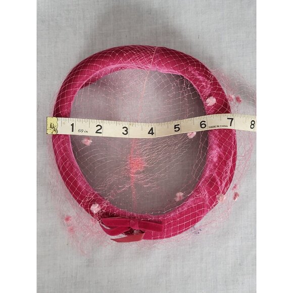 Vintage 50’s Bright Pink Velvet Pillbox Hat Veil Netting Women’s 950 - Picture 8 of 9
